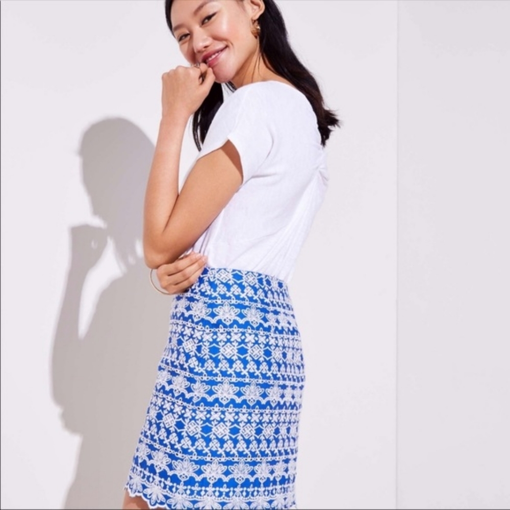 Loft embroidered scalloped blue and white mini skirt - petite - Picture 2 of 7